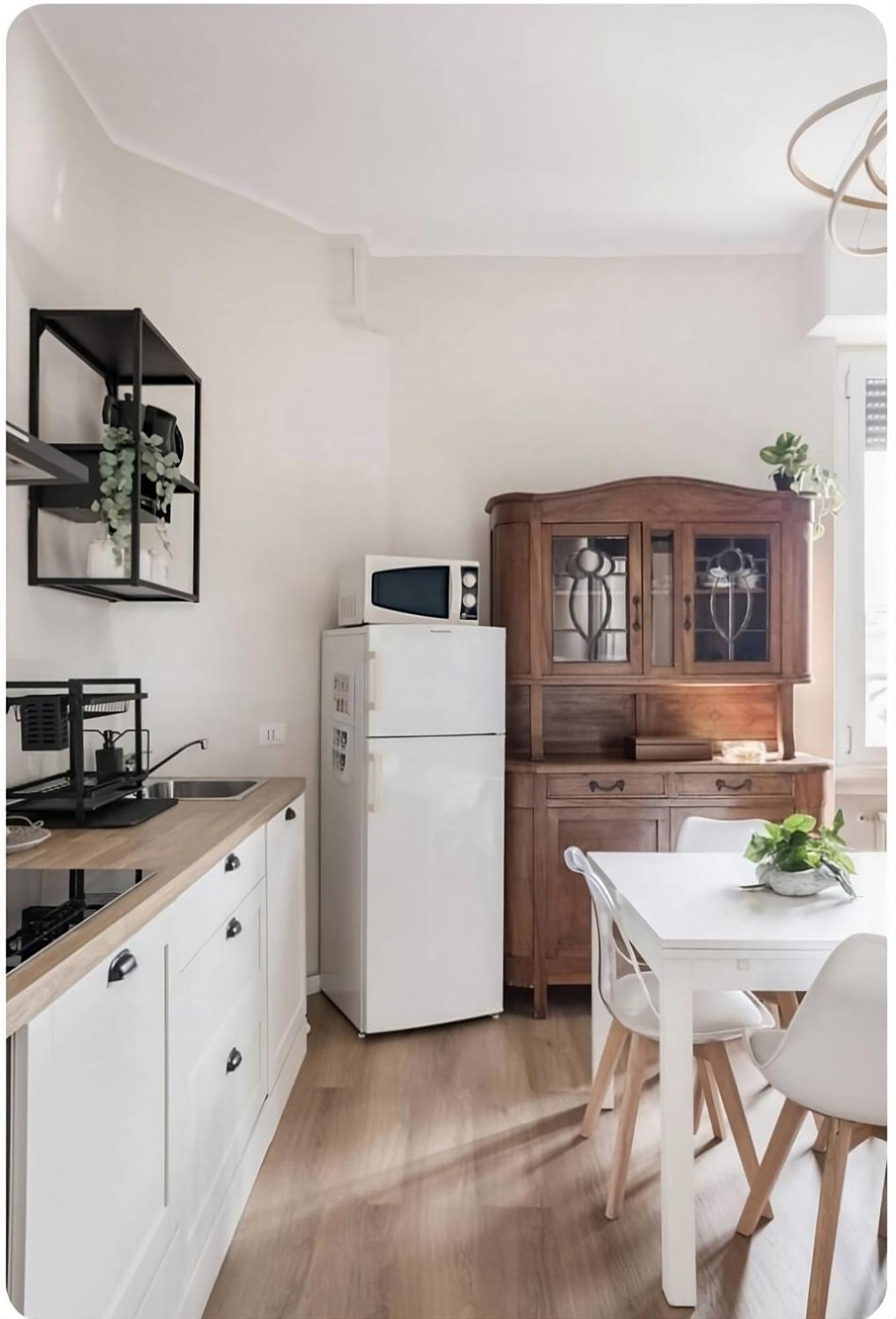 2 Bedroom Gem Near Milano Centrale Fast Wi Fi Kademy House Exteriör bild
