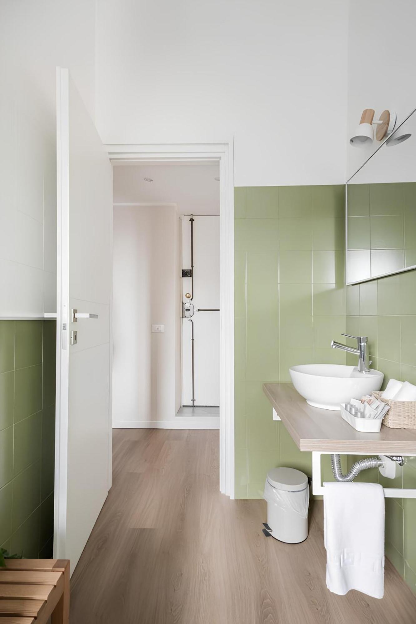 2 Bedroom Gem Near Milano Centrale Fast Wi Fi Kademy House Exteriör bild